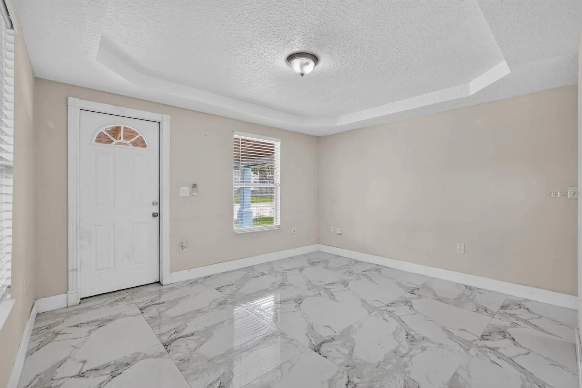 216 N Halifax Avenue Daytona Beach FL 32118