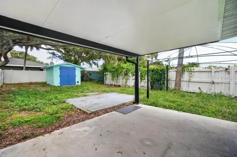 216 N Halifax Avenue Daytona Beach FL 32118