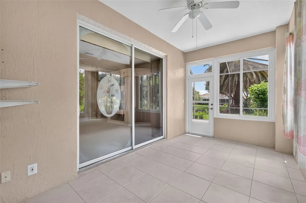 26915 Honeymoon Avenue Leesburg FL 34748