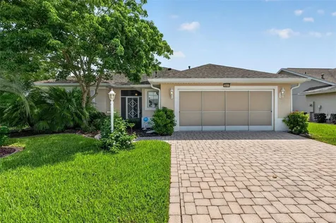 26915 Honeymoon Avenue Leesburg FL 34748