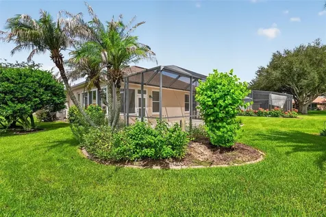 26915 Honeymoon Avenue Leesburg FL 34748