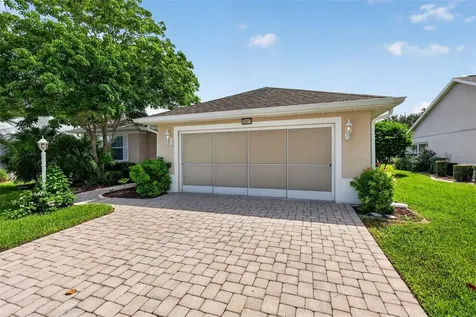 26915 Honeymoon Avenue Leesburg FL 34748