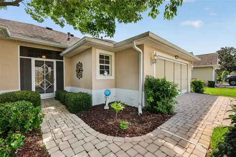 26915 Honeymoon Avenue Leesburg FL 34748