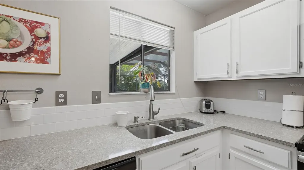 3944 Palau Drive Sarasota FL 34241