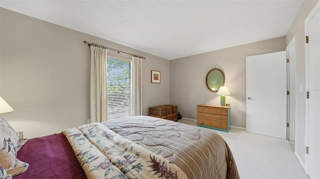 3944 Palau Drive Sarasota FL 34241