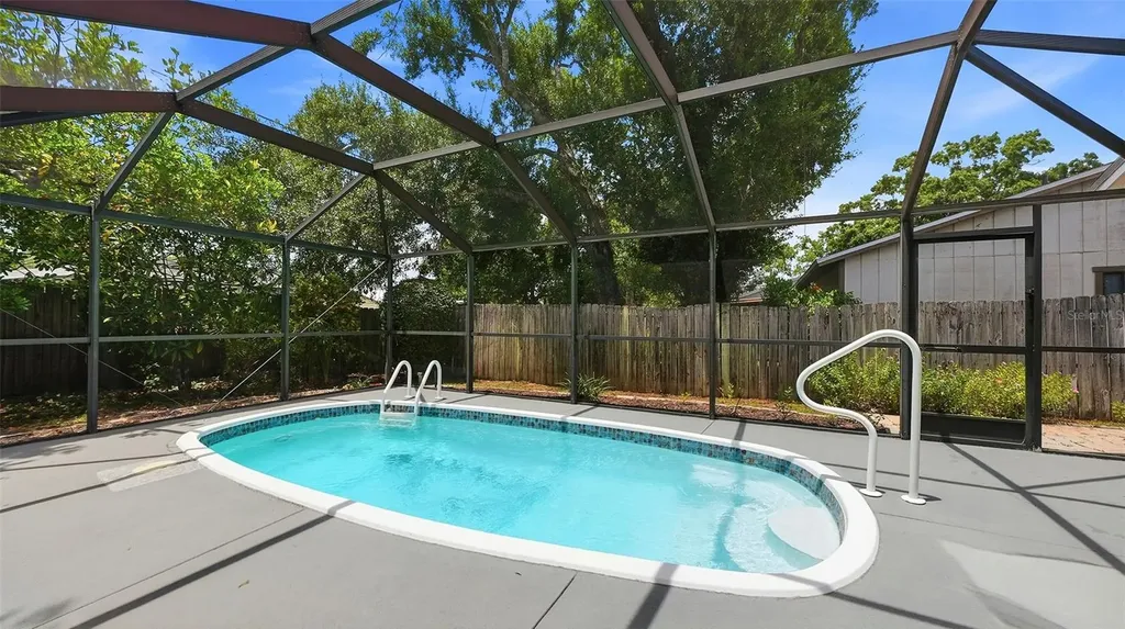 3944 Palau Drive Sarasota FL 34241