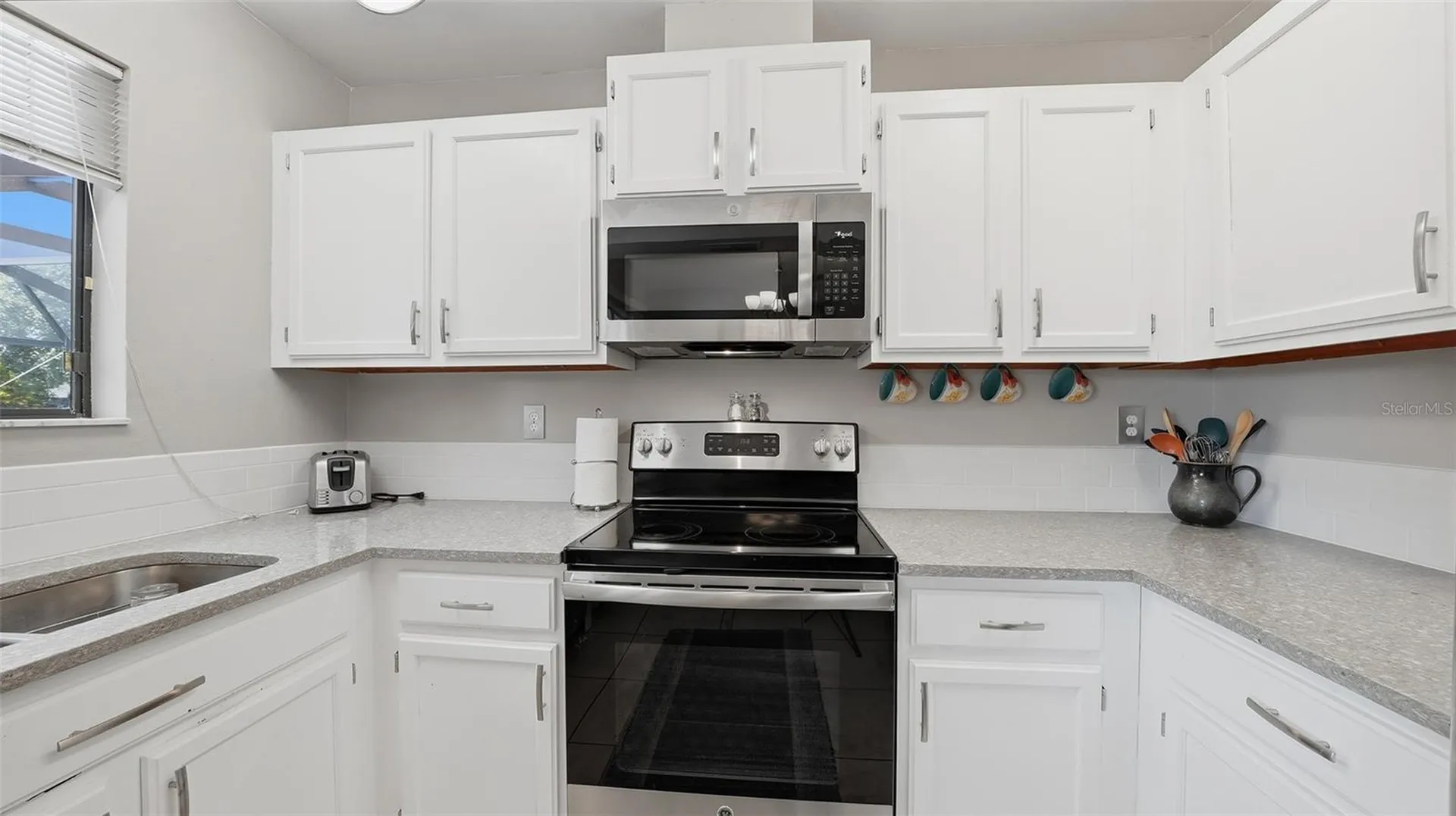 3944 Palau Drive Sarasota FL 34241