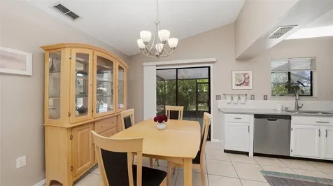 3944 Palau Drive Sarasota FL 34241