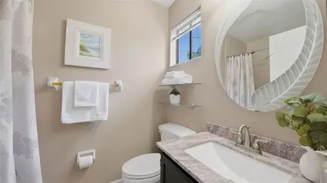 3944 Palau Drive Sarasota FL 34241