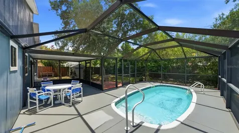 3944 Palau Drive Sarasota FL 34241