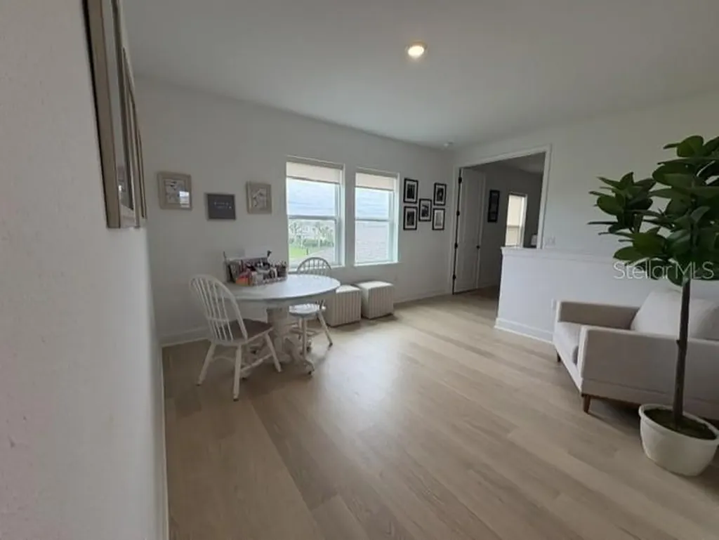 8532 Golden Dawn Court Sarasota FL 34241