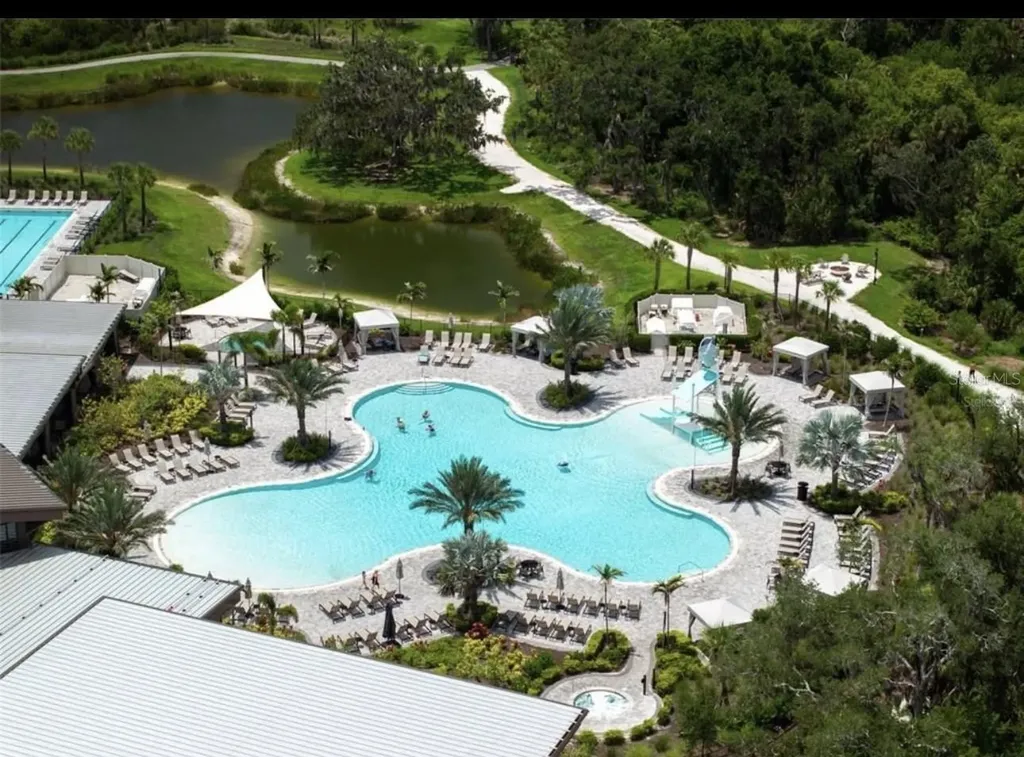 8532 Golden Dawn Court Sarasota FL 34241