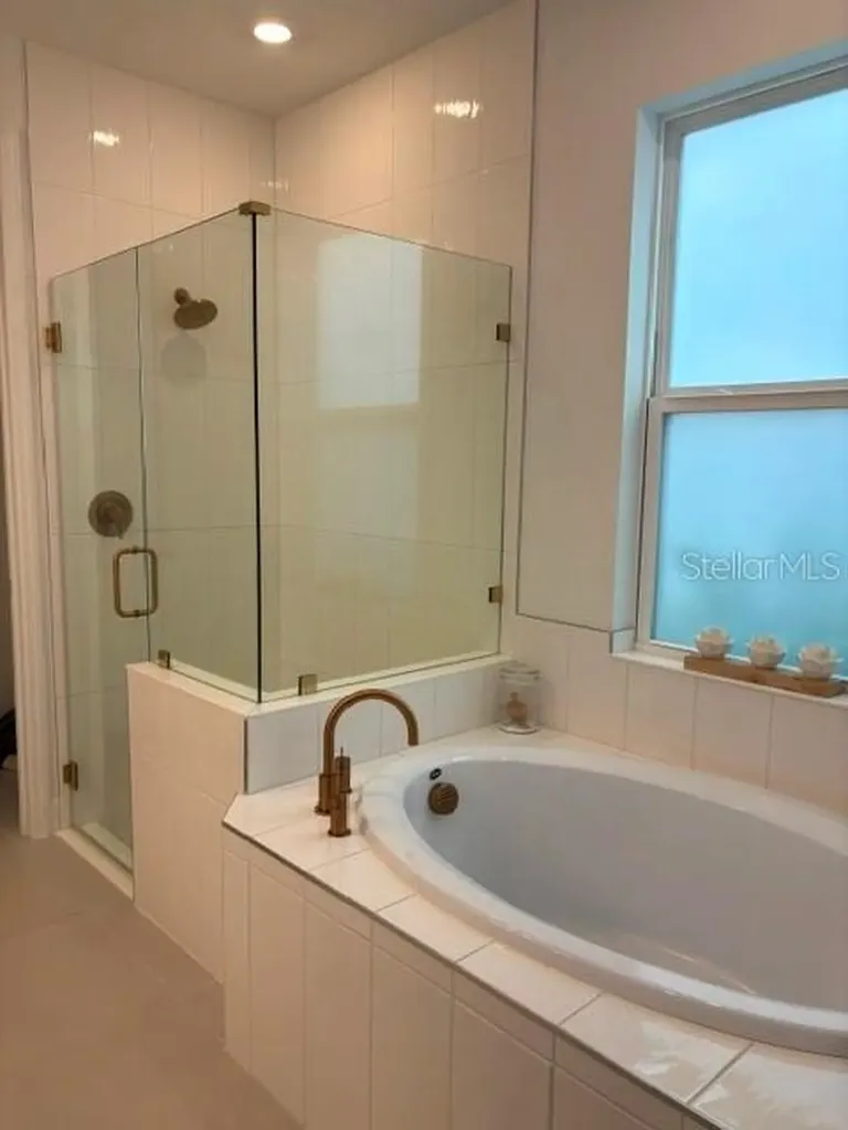 8532 Golden Dawn Court Sarasota FL 34241