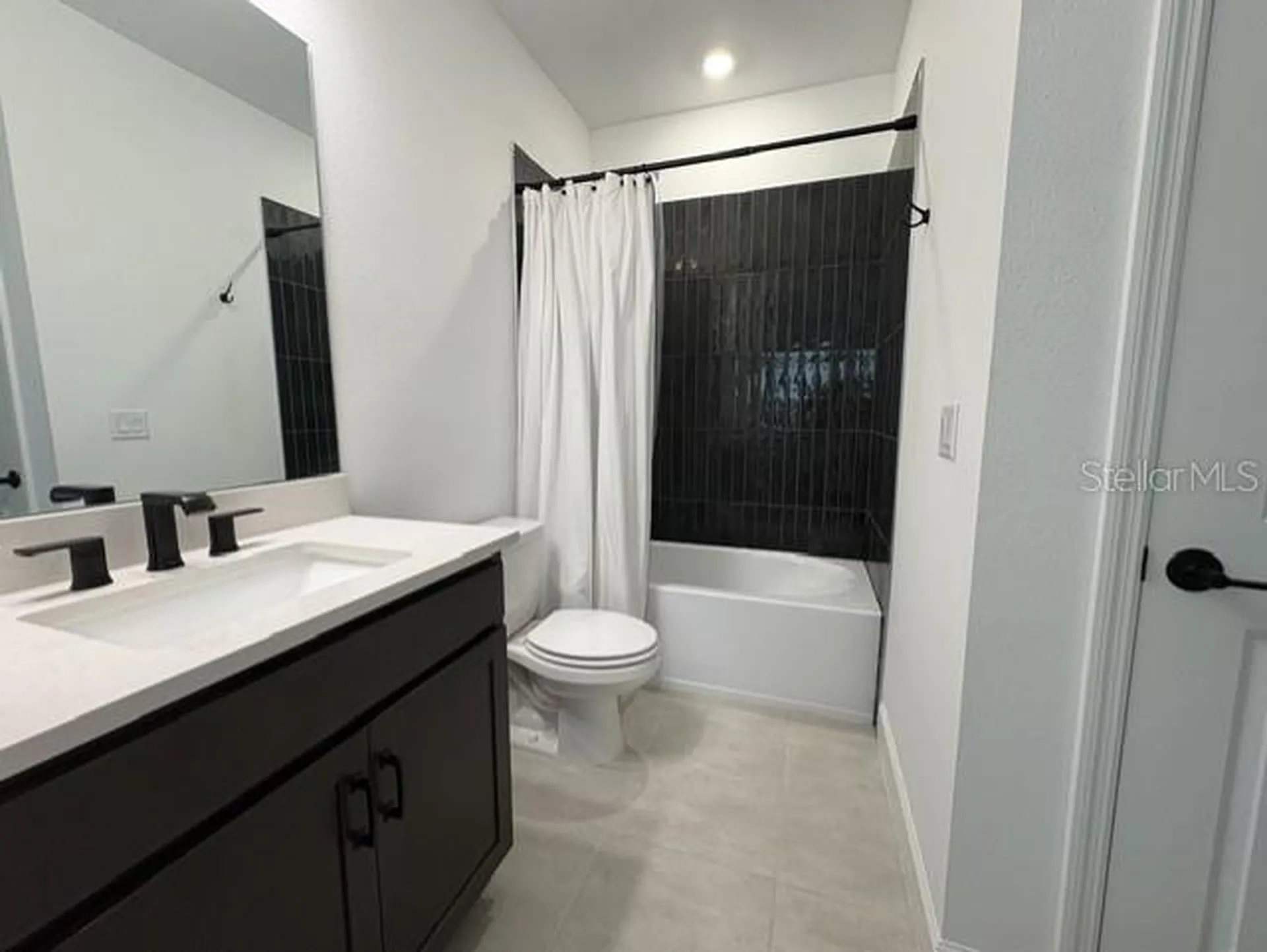 8532 Golden Dawn Court Sarasota FL 34241