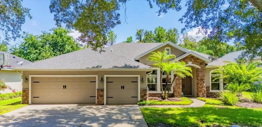 5967 Jaegerglen Drive Lithia FL 33547