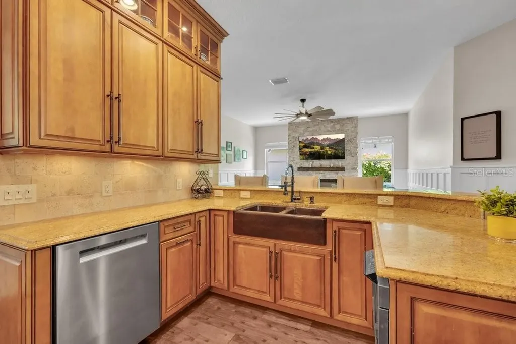 5967 Jaegerglen Drive Lithia FL 33547