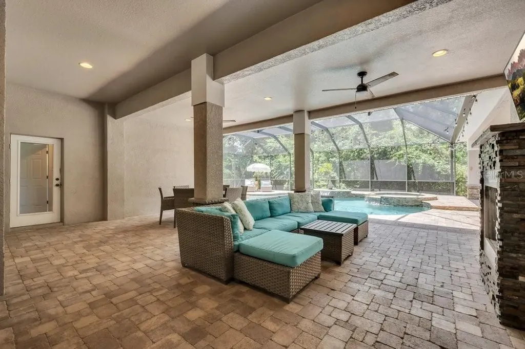 5967 Jaegerglen Drive Lithia FL 33547