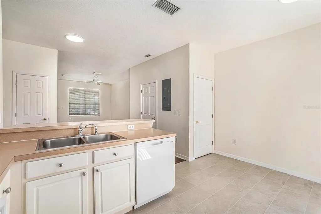 11676 Declaration Drive Tampa FL 33635