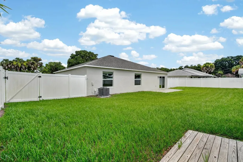 2323 Fern Palm Drive Edgewater FL 32141