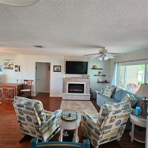 13920 Jamaica Drive Seminole FL 33776