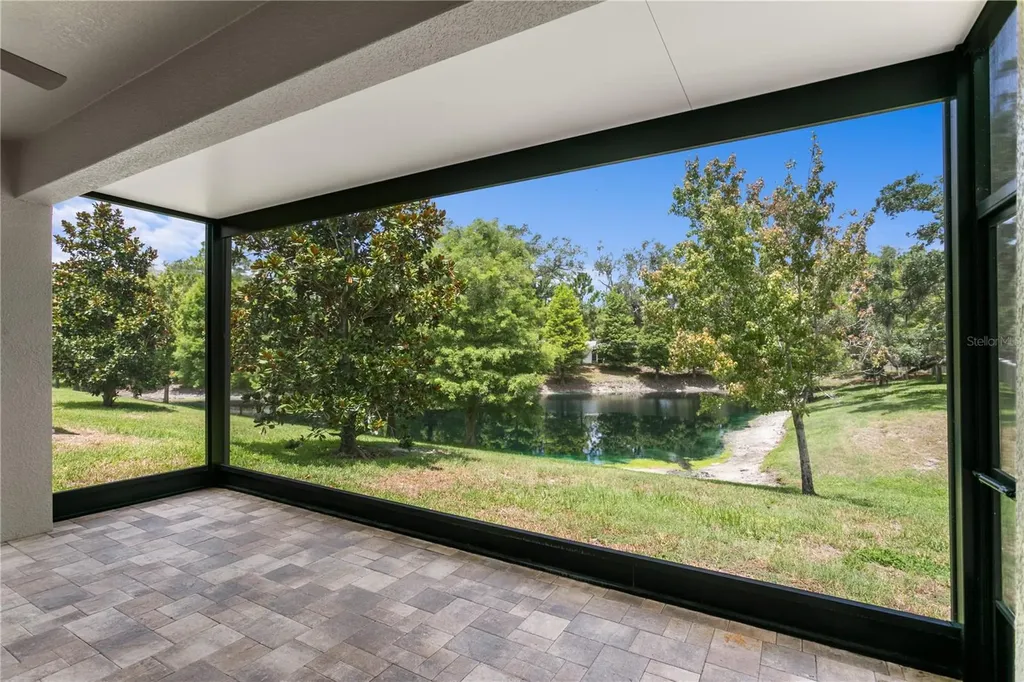 602 Ozona Village Drive Palm Harbor FL 34683