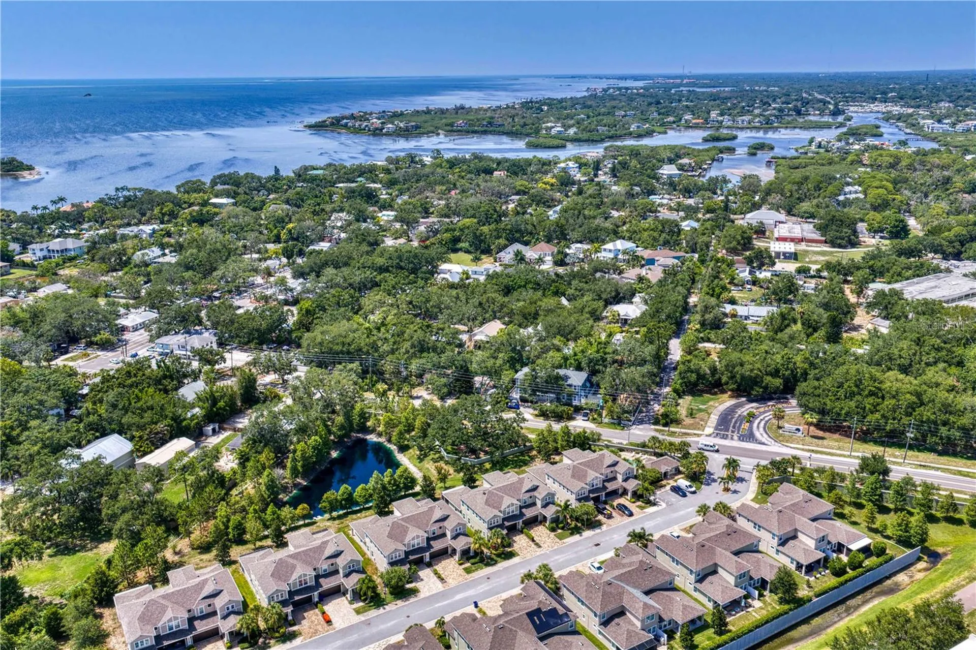 602 Ozona Village Drive Palm Harbor FL 34683