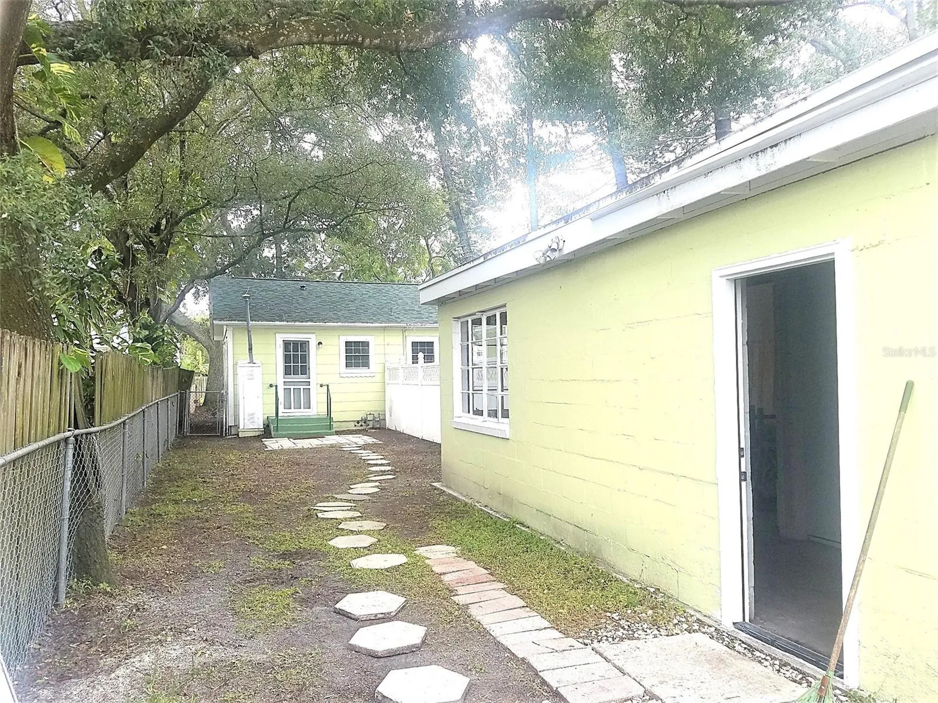 2259 2nd Ave N St Petersburg FL 33713