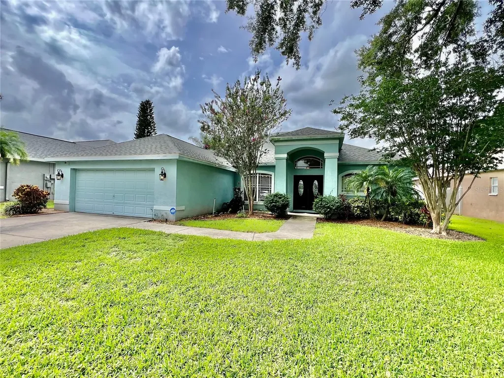 2848 Duncan Tree Circle Valrico FL 33594