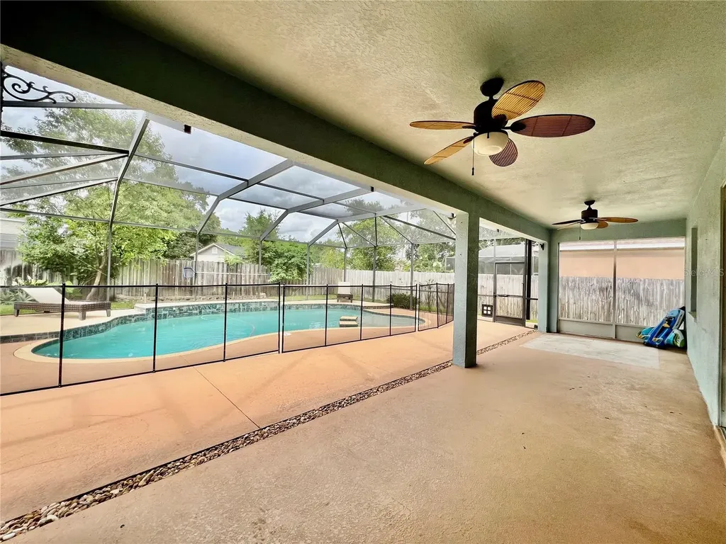 2848 Duncan Tree Circle Valrico FL 33594