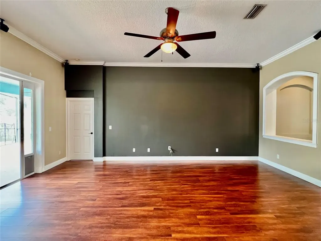 2848 Duncan Tree Circle Valrico FL 33594