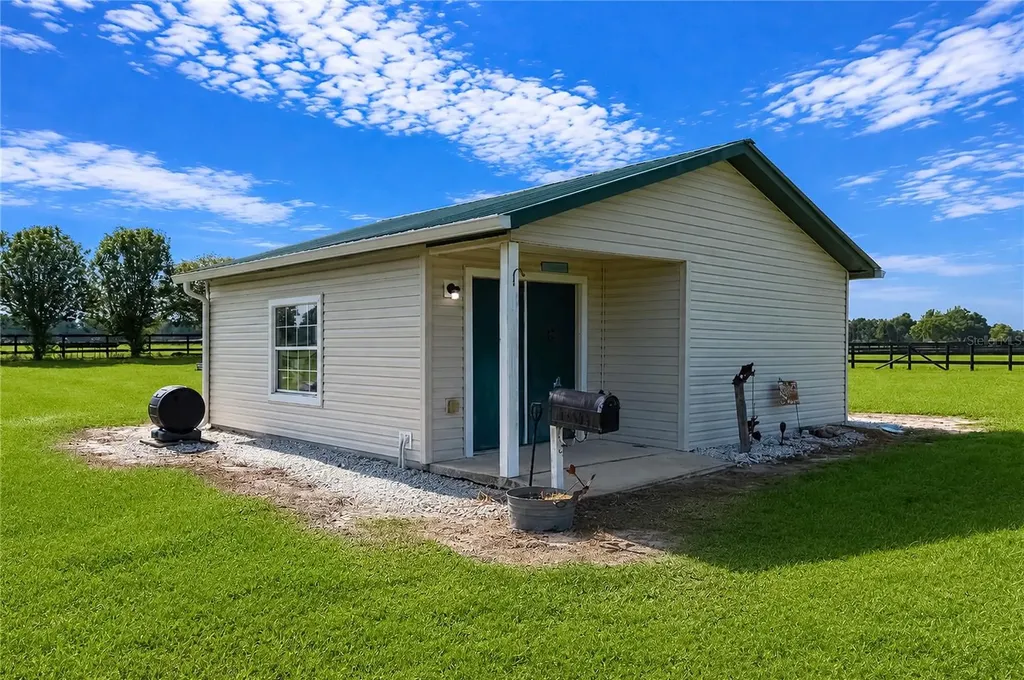 12345 NE 14th Avenue Anthony FL 32617
