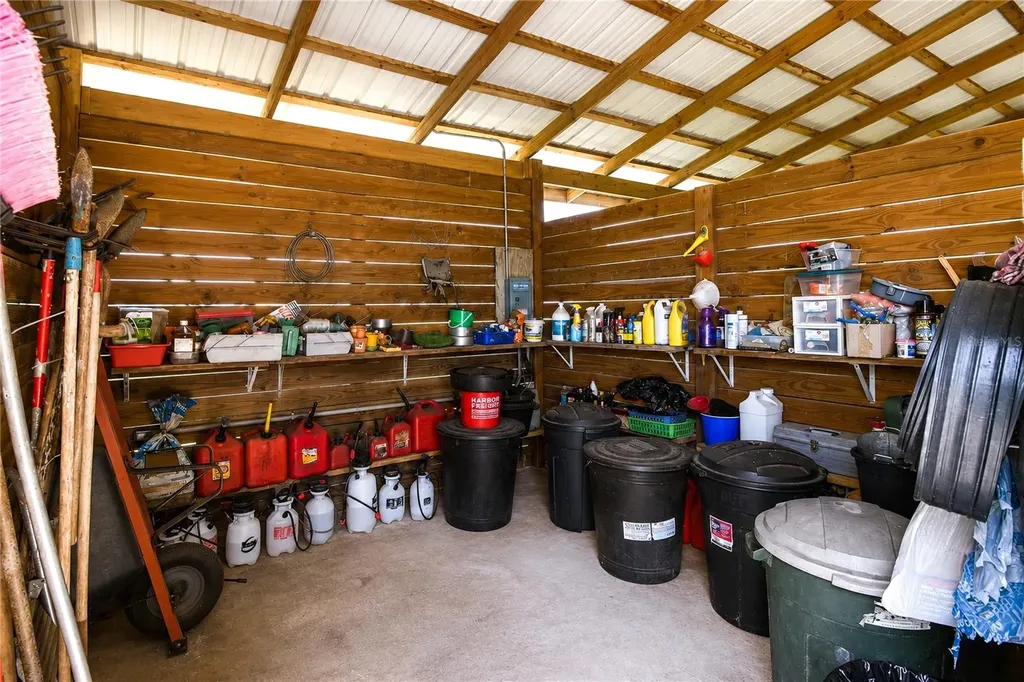 12345 NE 14th Avenue Anthony FL 32617
