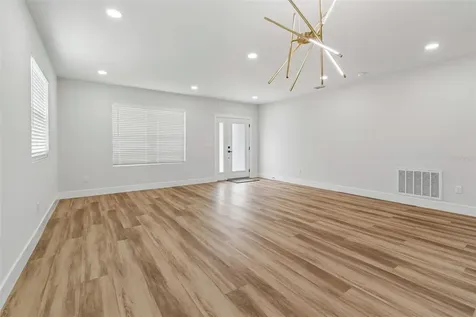 4509 N 39th Street Tampa FL 33610