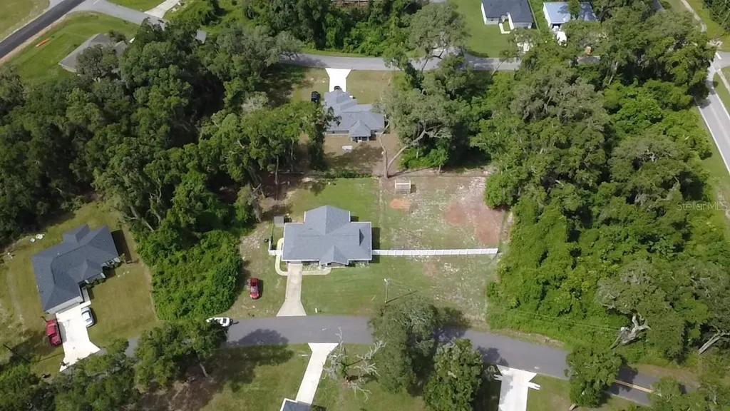 10 Emerald Trail Ocala FL 34472