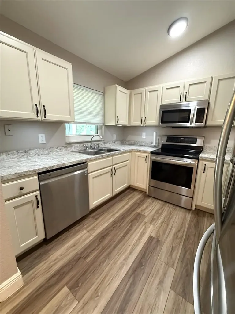 10 Emerald Trail Ocala FL 34472