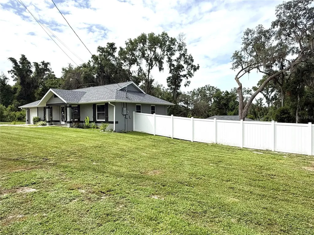 10 Emerald Trail Ocala FL 34472