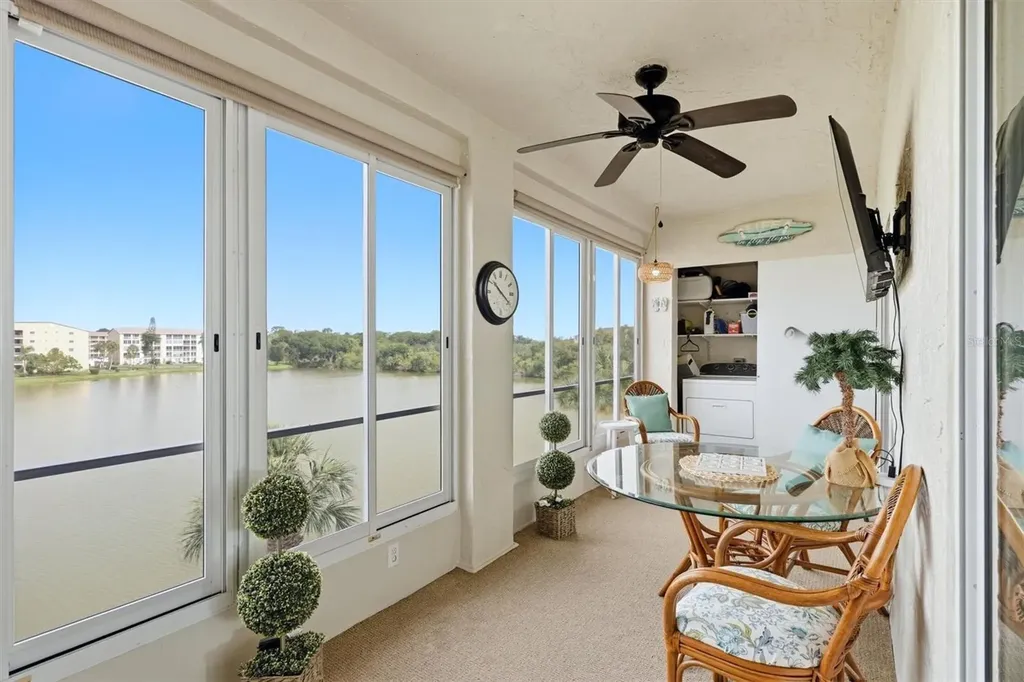 3446 Lake Bayshore Drive Bradenton FL 34205