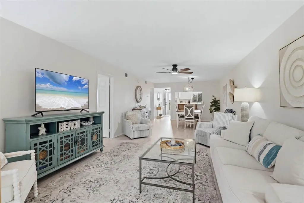 3446 Lake Bayshore Drive Bradenton FL 34205