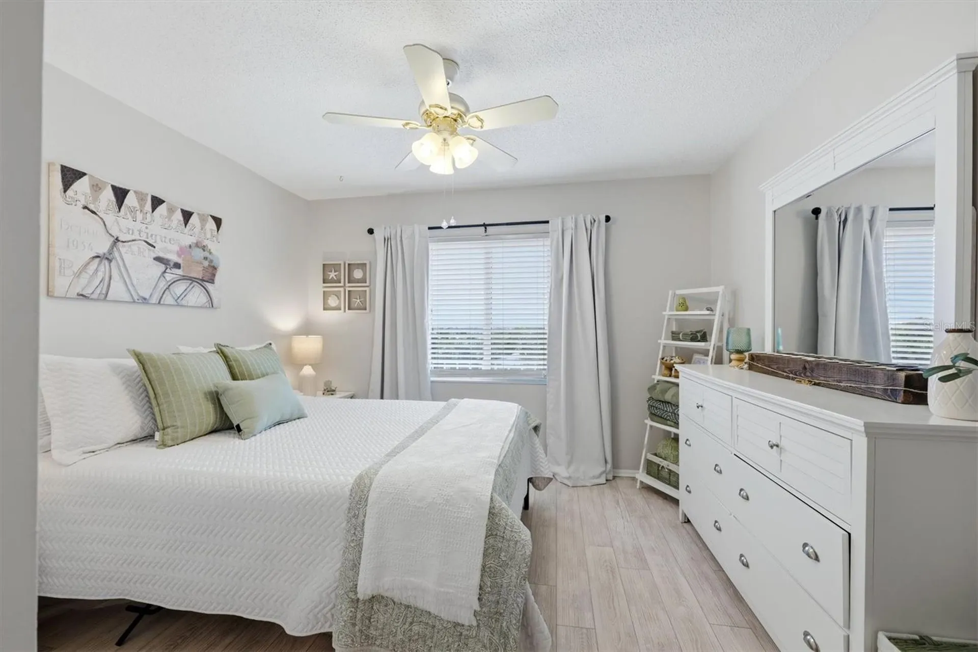 3446 Lake Bayshore Drive Bradenton FL 34205