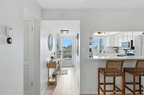 3446 Lake Bayshore Drive Bradenton FL 34205