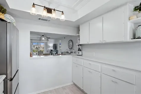 3446 Lake Bayshore Drive Bradenton FL 34205