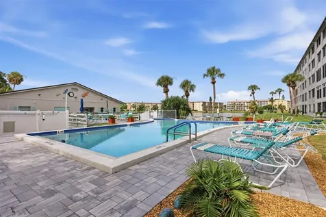3446 Lake Bayshore Drive Bradenton FL 34205