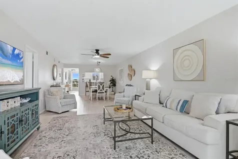 3446 Lake Bayshore Drive Bradenton FL 34205
