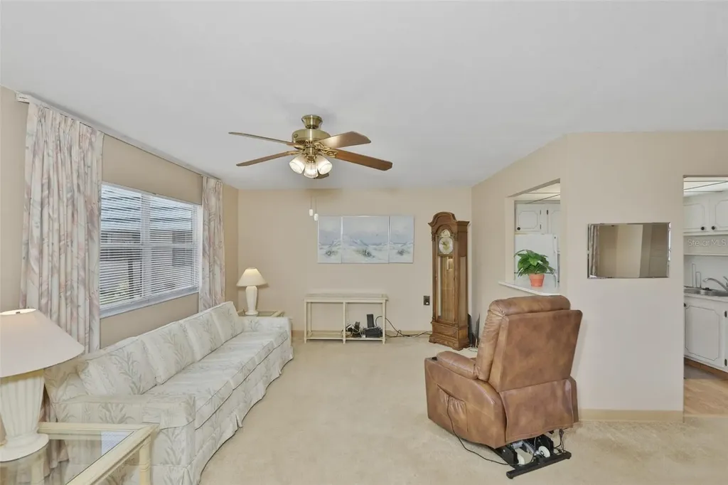 1811 Bedford Lane Sun City Center FL 33573
