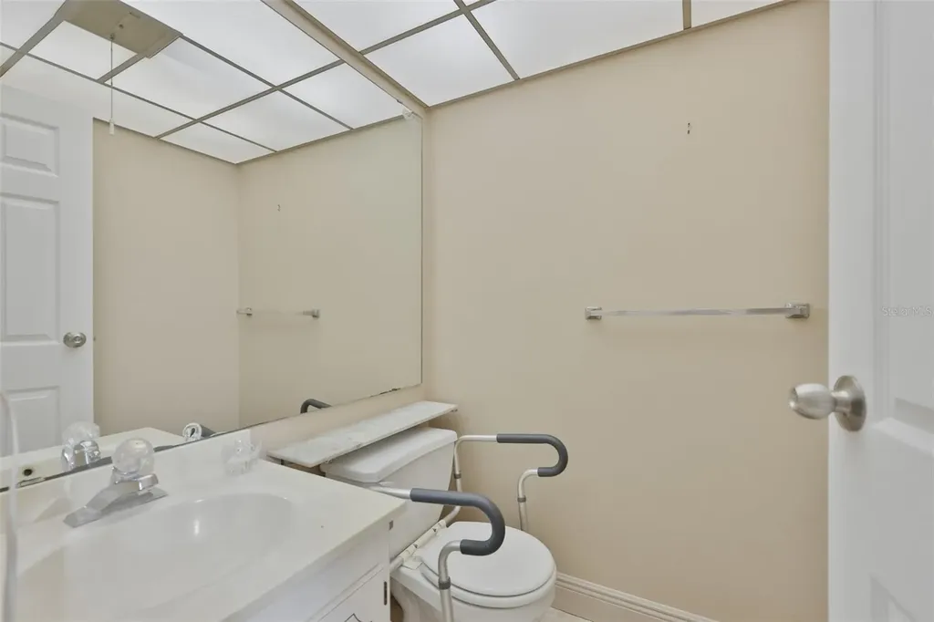 1811 Bedford Lane Sun City Center FL 33573