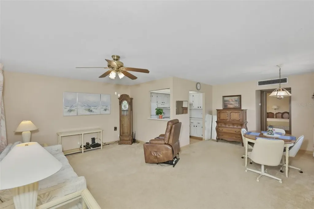 1811 Bedford Lane Sun City Center FL 33573