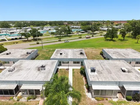1811 Bedford Lane Sun City Center FL 33573