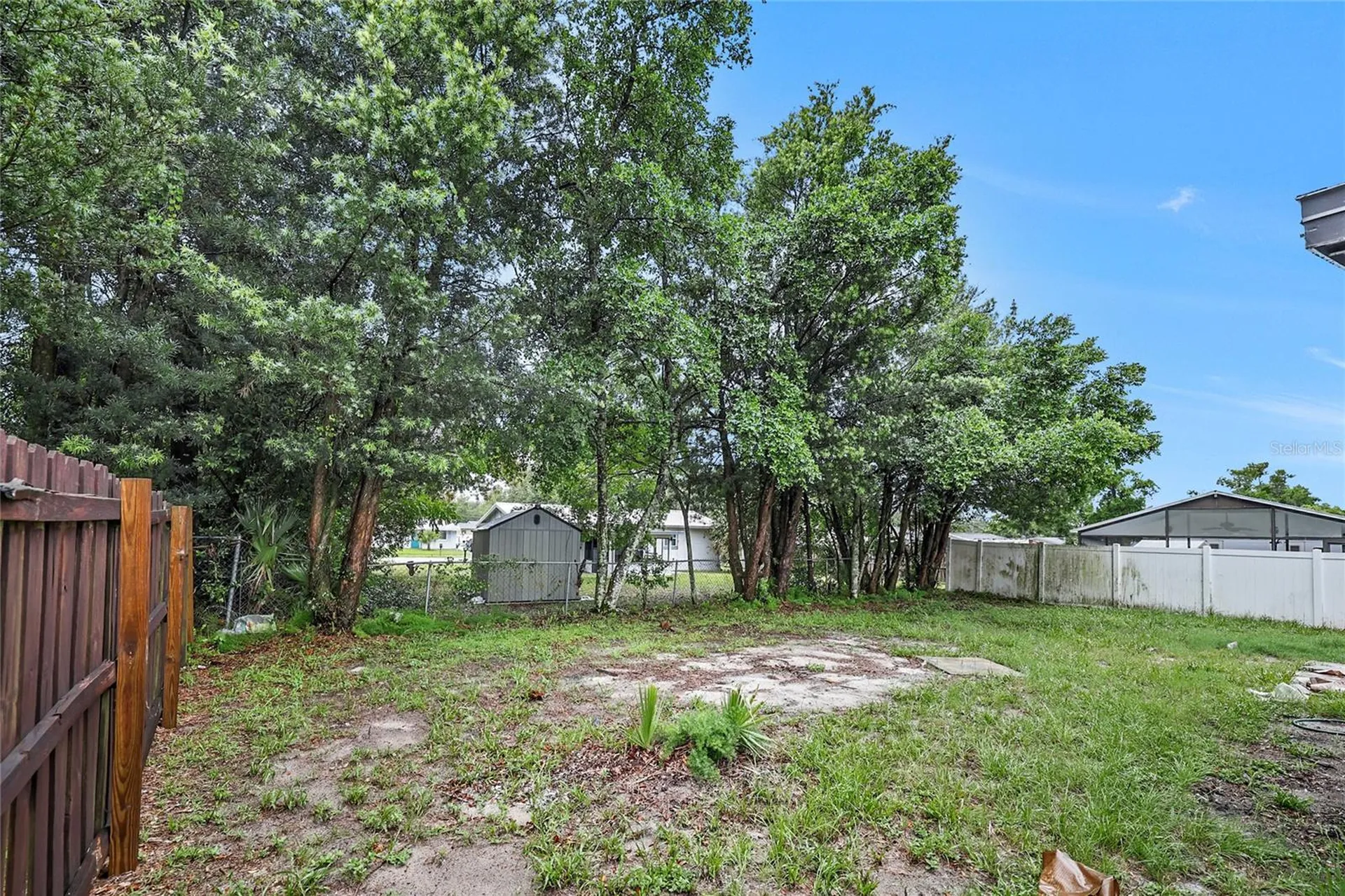 2925 Elkcam Boulevard Deltona FL 32738