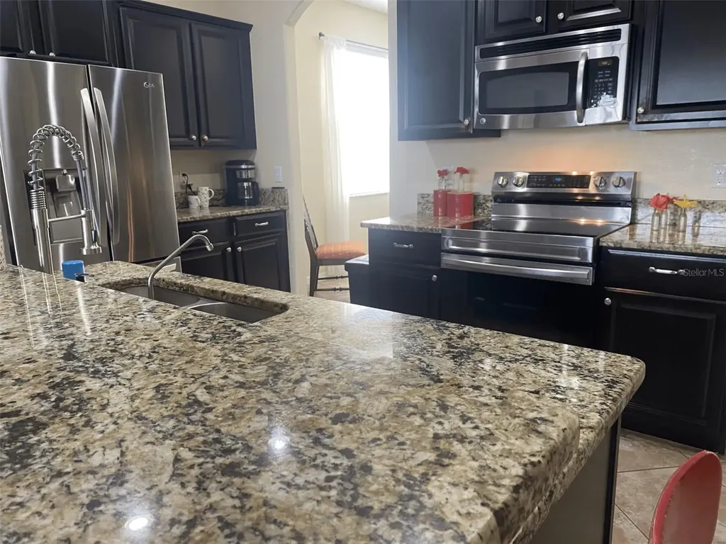 408 19th Street NW Ruskin FL 33570