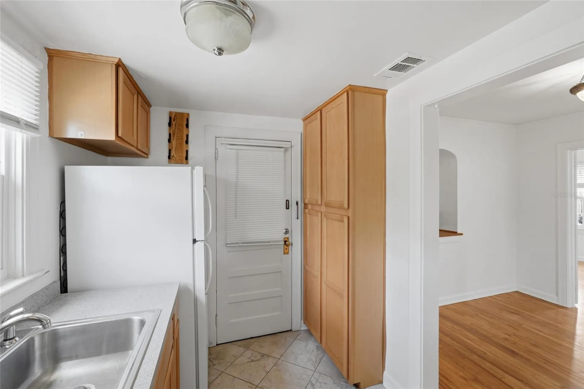 807 N Thornton Avenue Orlando FL 32803
